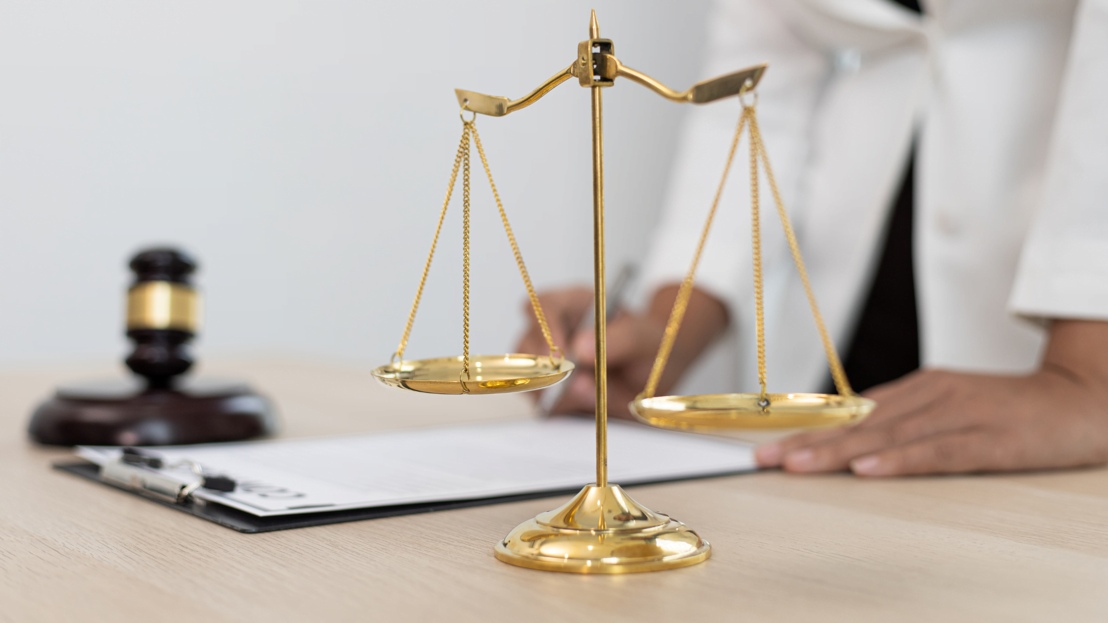 Avoiding deceptive or misleading advertising techniques
