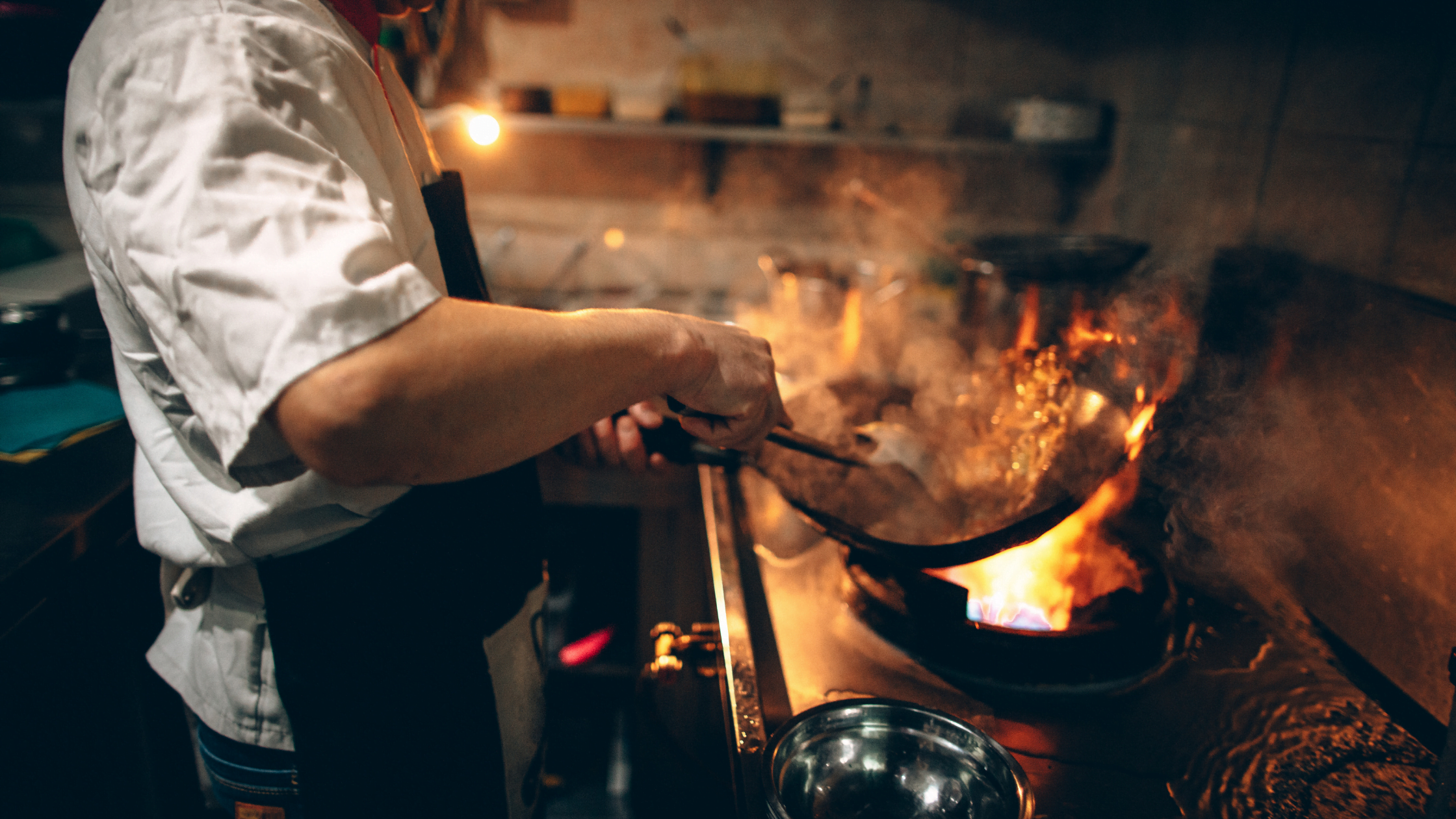 Halal Food and Dining: Catering to Muslim Travelers